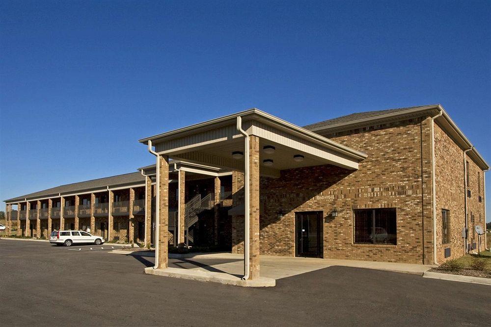 Americas Best Value Inn Byhalia Extérieur photo