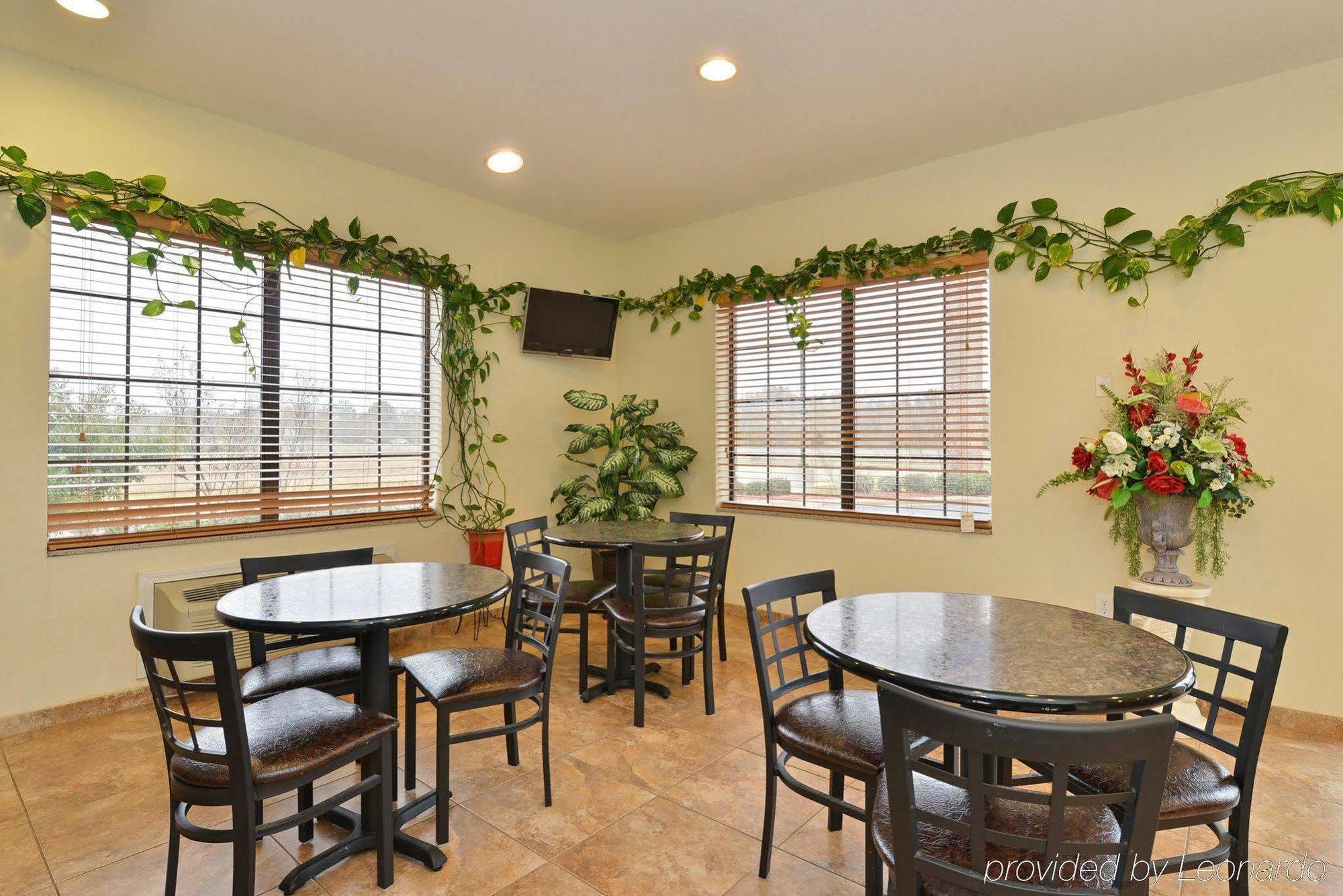 Americas Best Value Inn Byhalia Extérieur photo